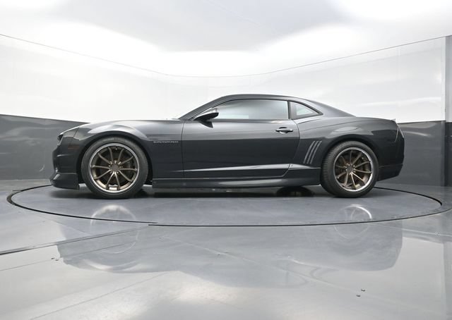 Used 2013 Chevrolet Camaro SS RWD image 31