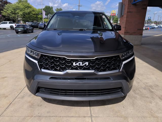 Used 2022 Kia Sorento LX AWD/4WD image 9