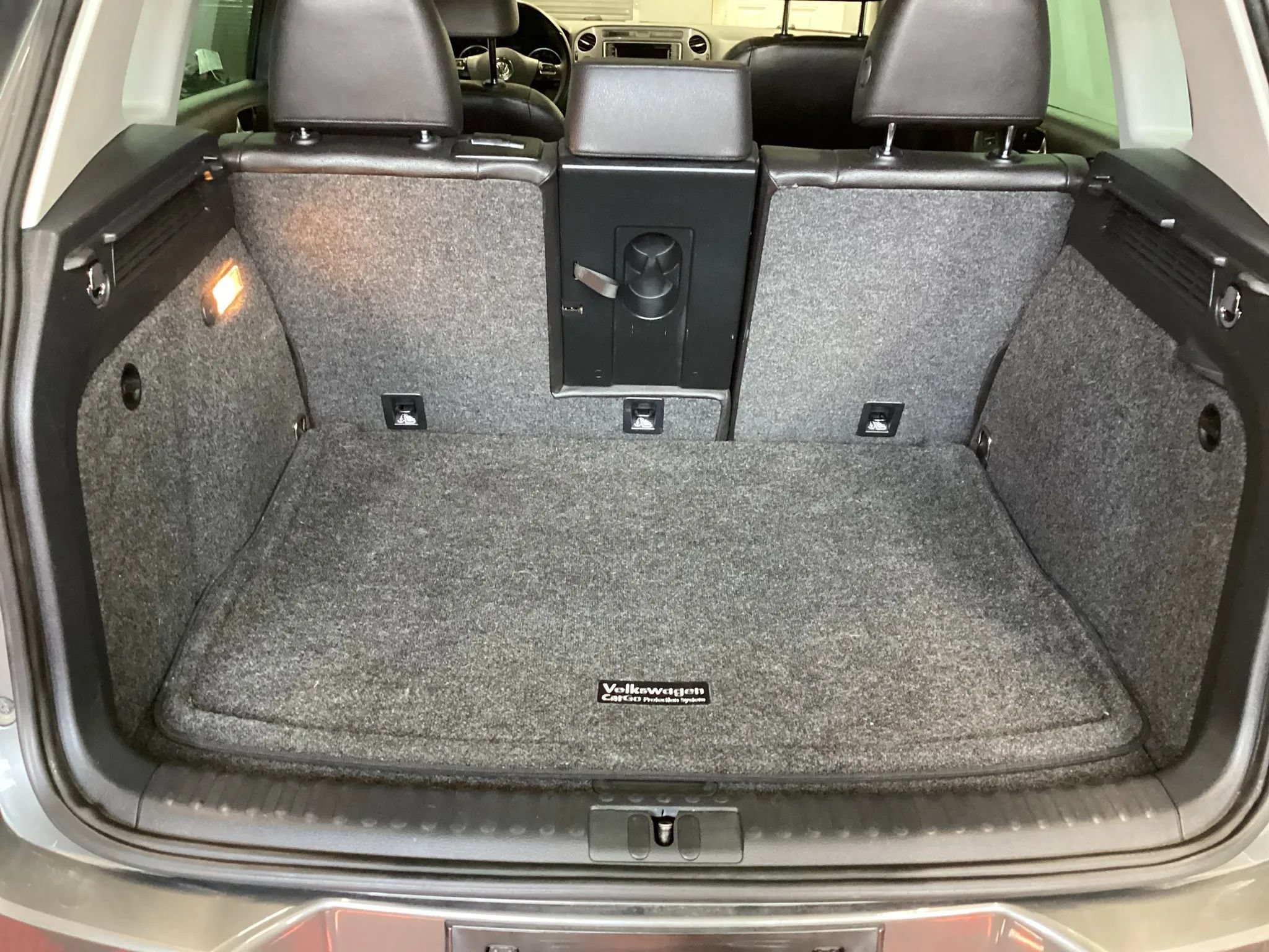 Used 2016 Volkswagen Tiguan SE FWD image 23