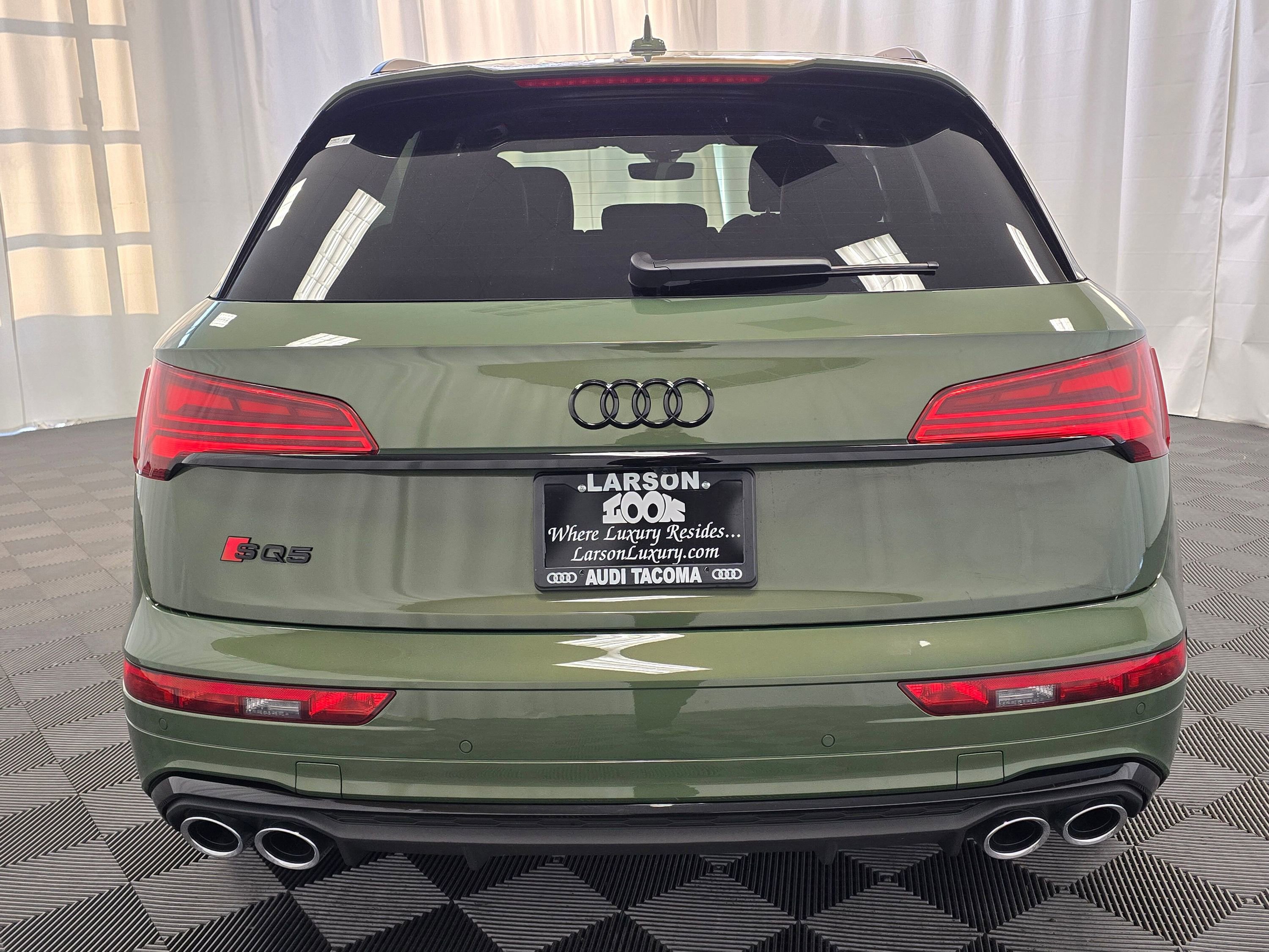 Used 2024 Audi SQ5 Premium Plus image 5