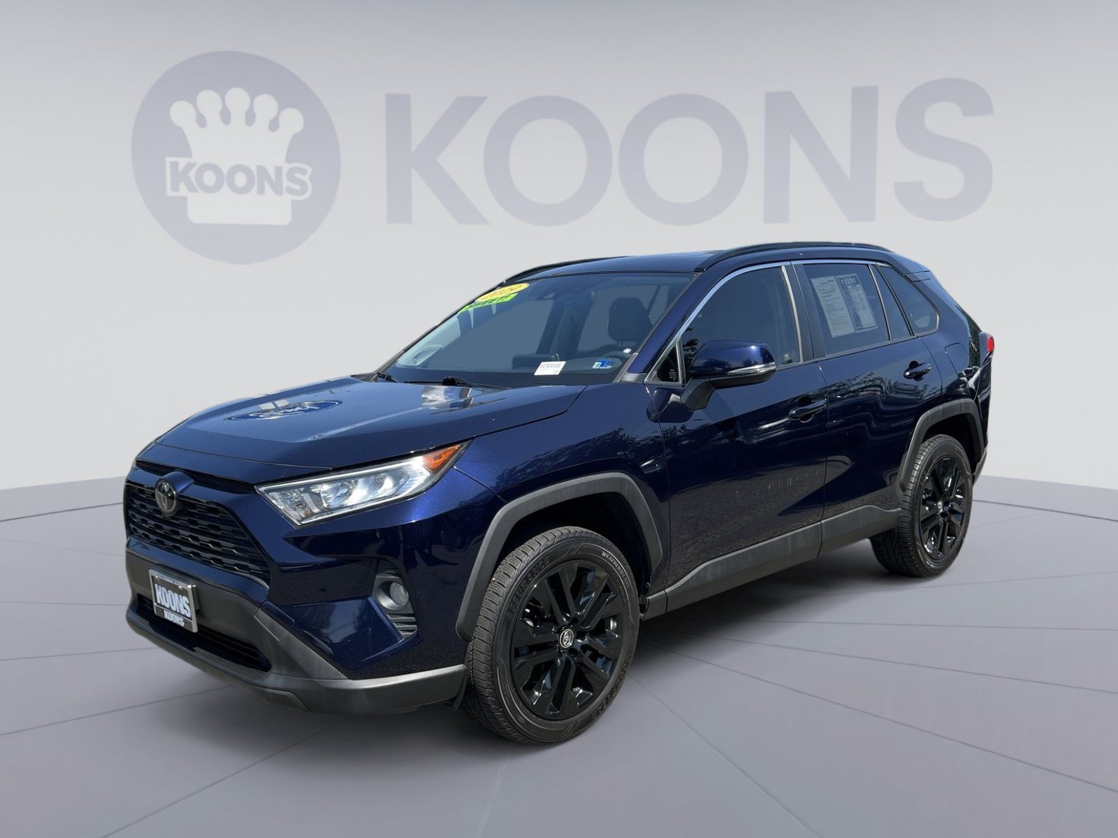 Used 2019 Toyota RAV4 XLE Premium FWD image 5