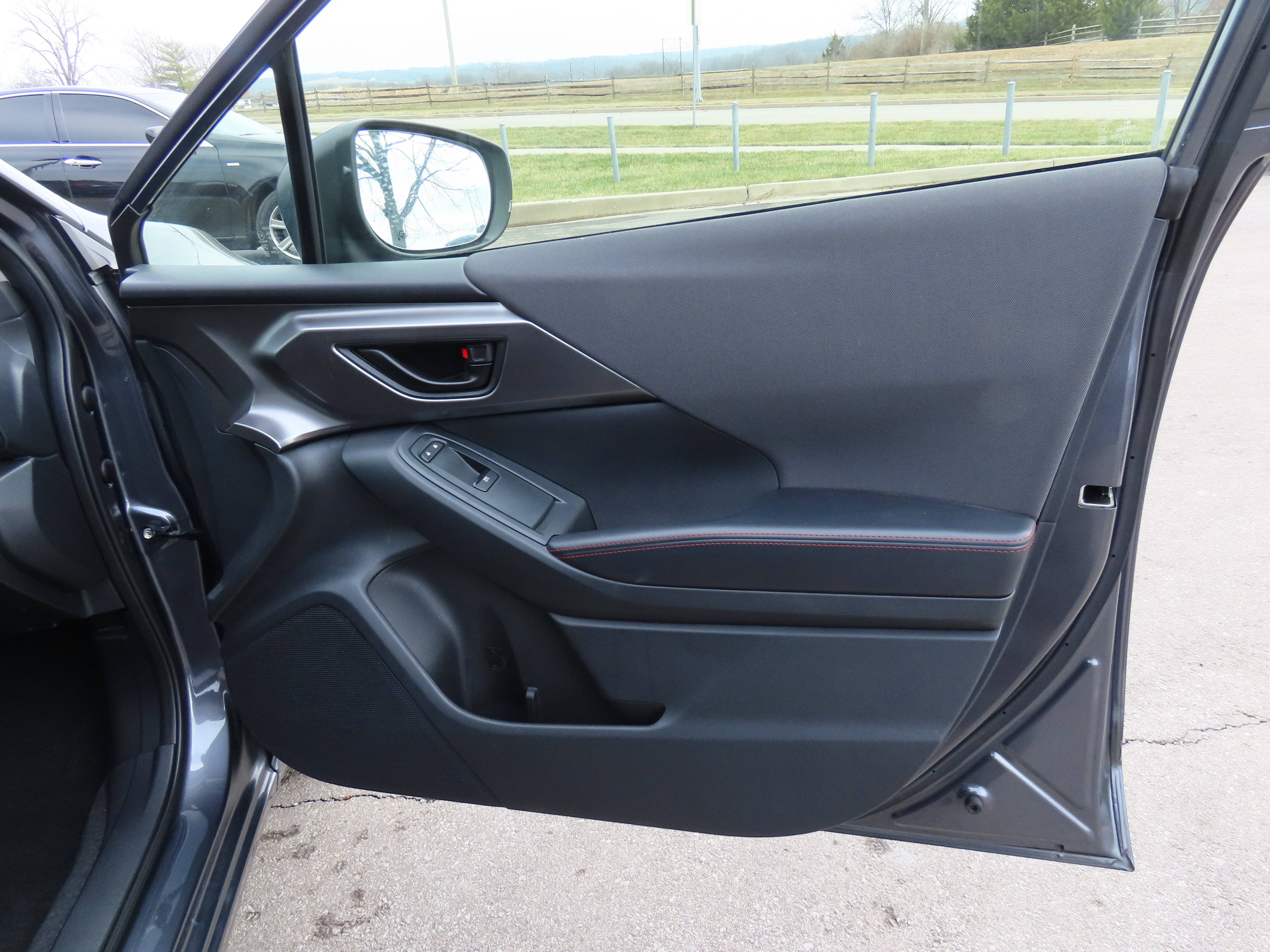 Used 2024 Subaru Impreza 2.0i Sport image 9