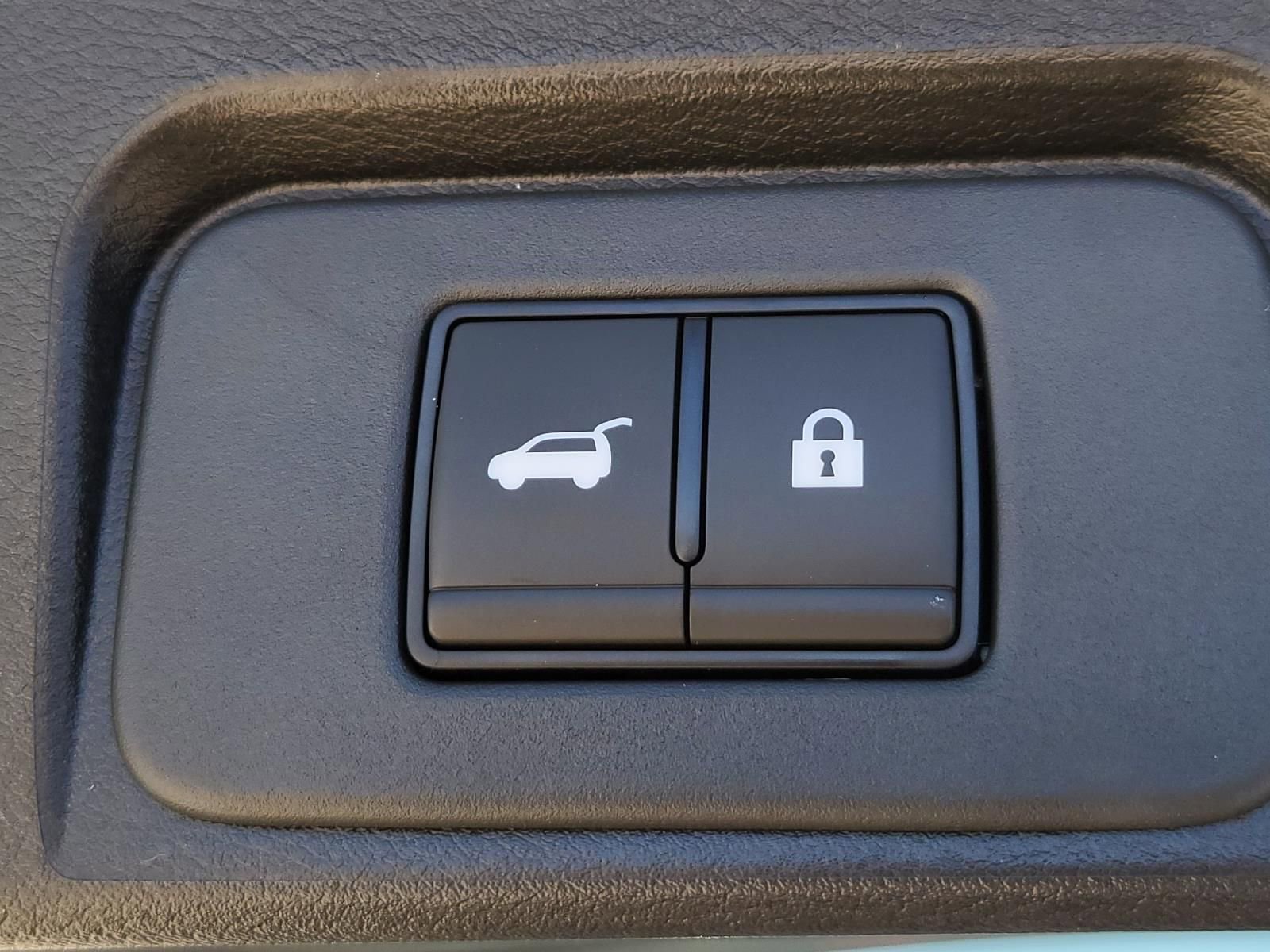 New 2026 Nissan Rogue SV image 12