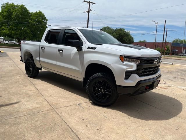 New 2026 Chevrolet Silverado 1500 LT Trail Boss w/ LPO, Dark Essentials Package AWD/4WD image 7
