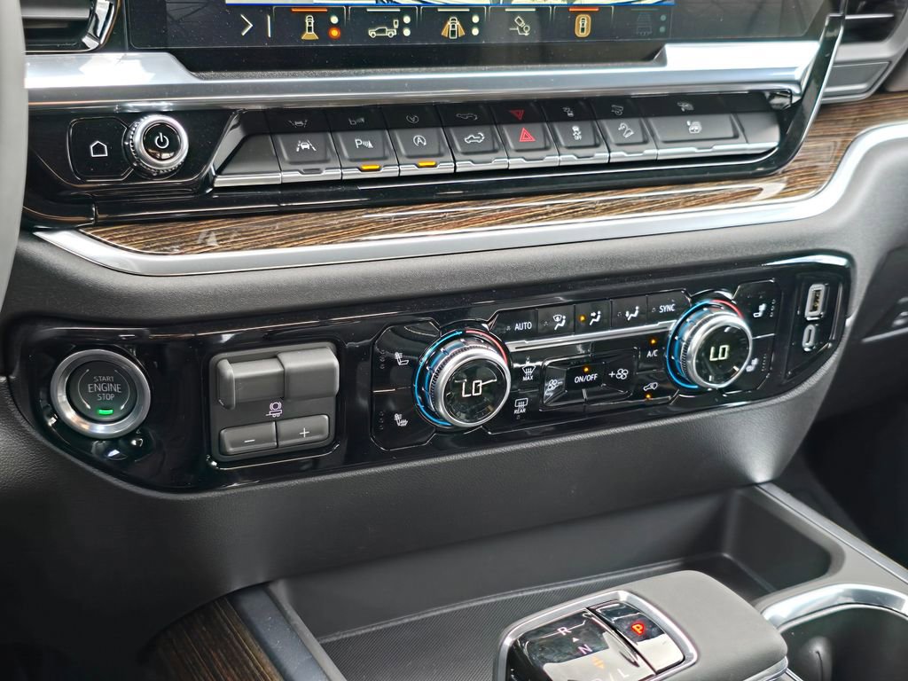 New 2026 GMC Sierra 1500 Elevation w/ Elevation Premium Package AWD/4WD image 24