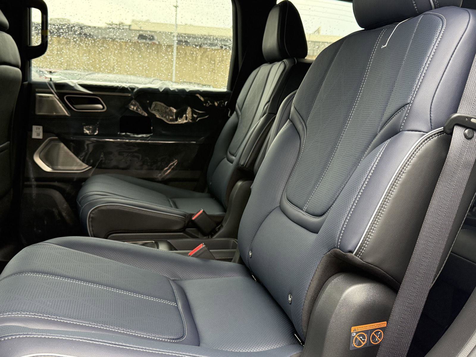 New 2026 INFINITI QX80 4WD image 21