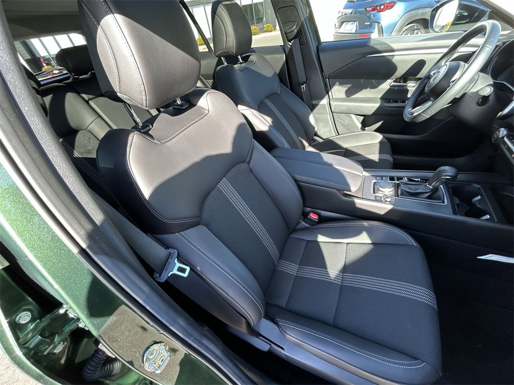 Certified 2025 MAZDA CX-50 AWD 2.5 S w/ Premium Package image 25