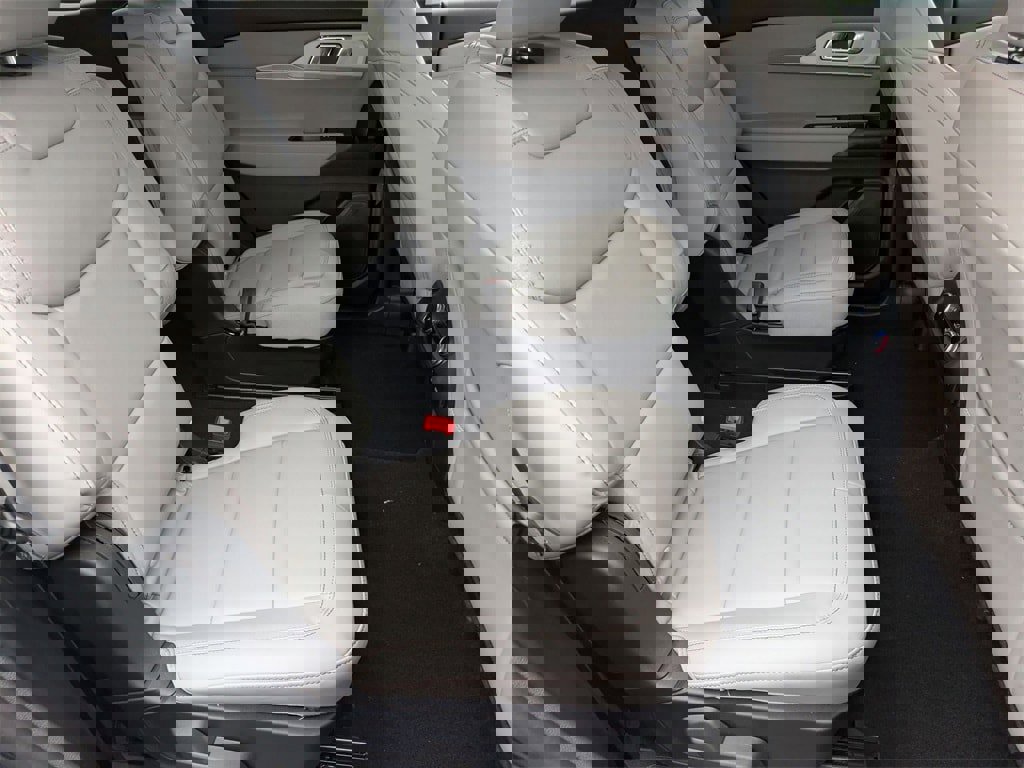 New 2026 Ford Explorer Active image 45