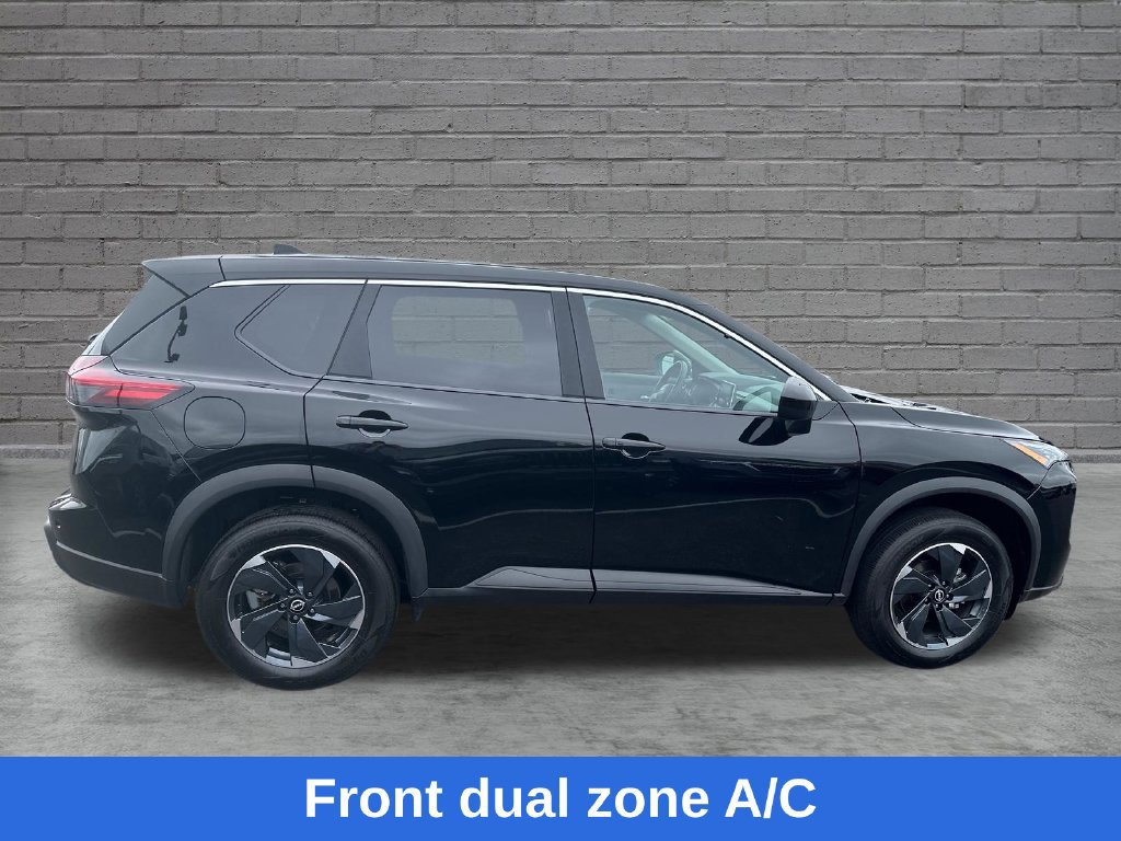 Used 2026 Nissan Rogue SV AWD/4WD image 7