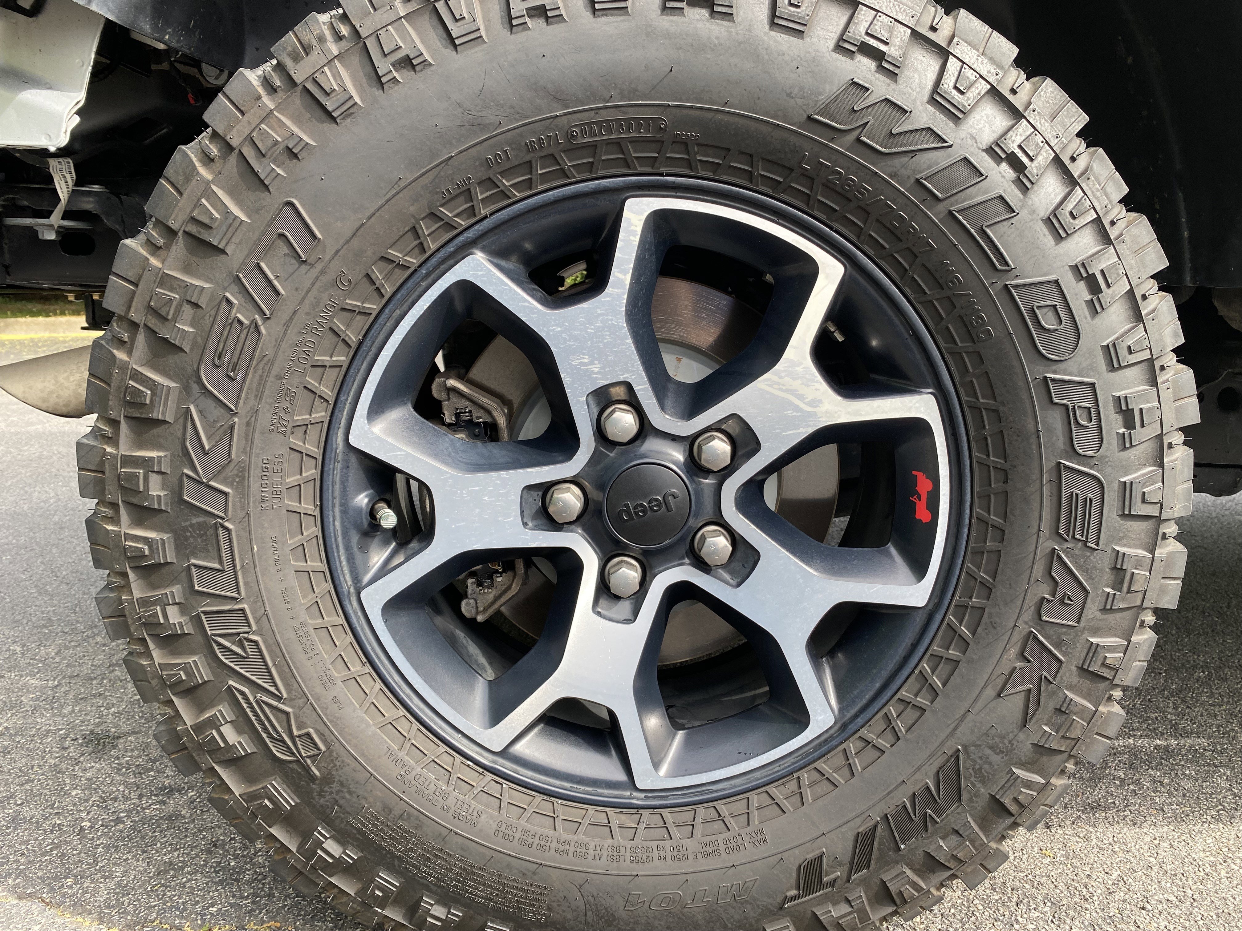 Used 2023 Jeep Wrangler Unlimited Rubicon w/ LED Lighting Group AWD/4WD image 43