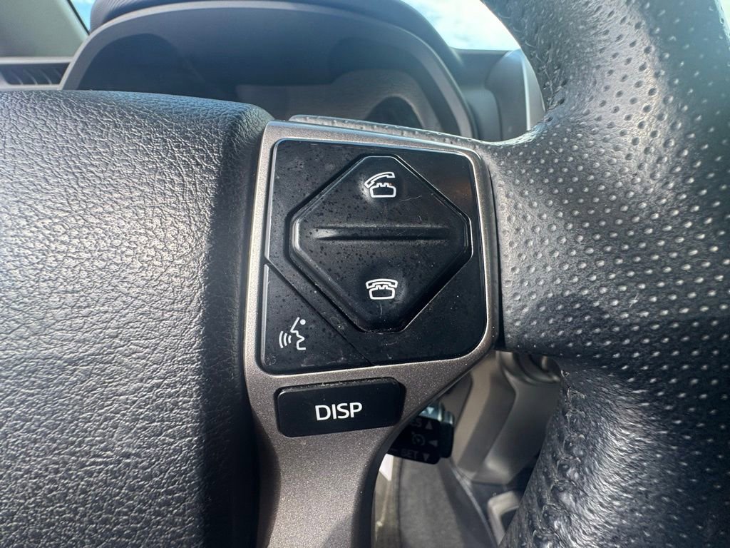 Used 2018 Toyota 4Runner SR5 AWD/4WD image 12
