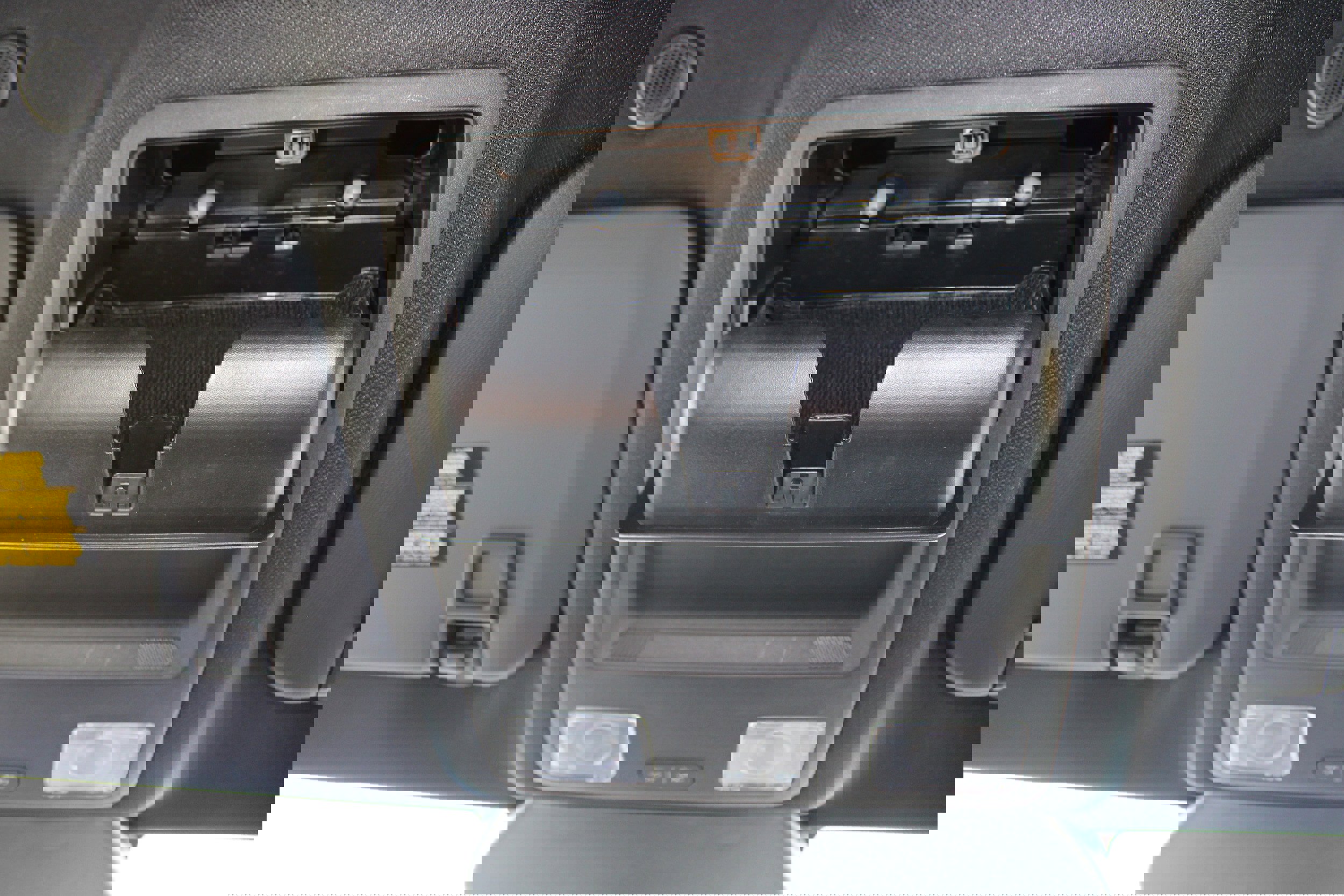 Used 2025 Ford Escape ST-Line Elite w/ Class II Trailer Tow Package image 29