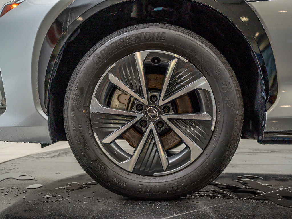 Certified 2024 Lexus RZ 300e Premium FWD image 10