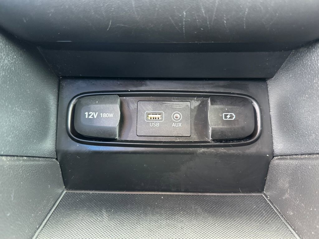 Used 2019 Hyundai Santa Fe SE AWD/4WD image 27