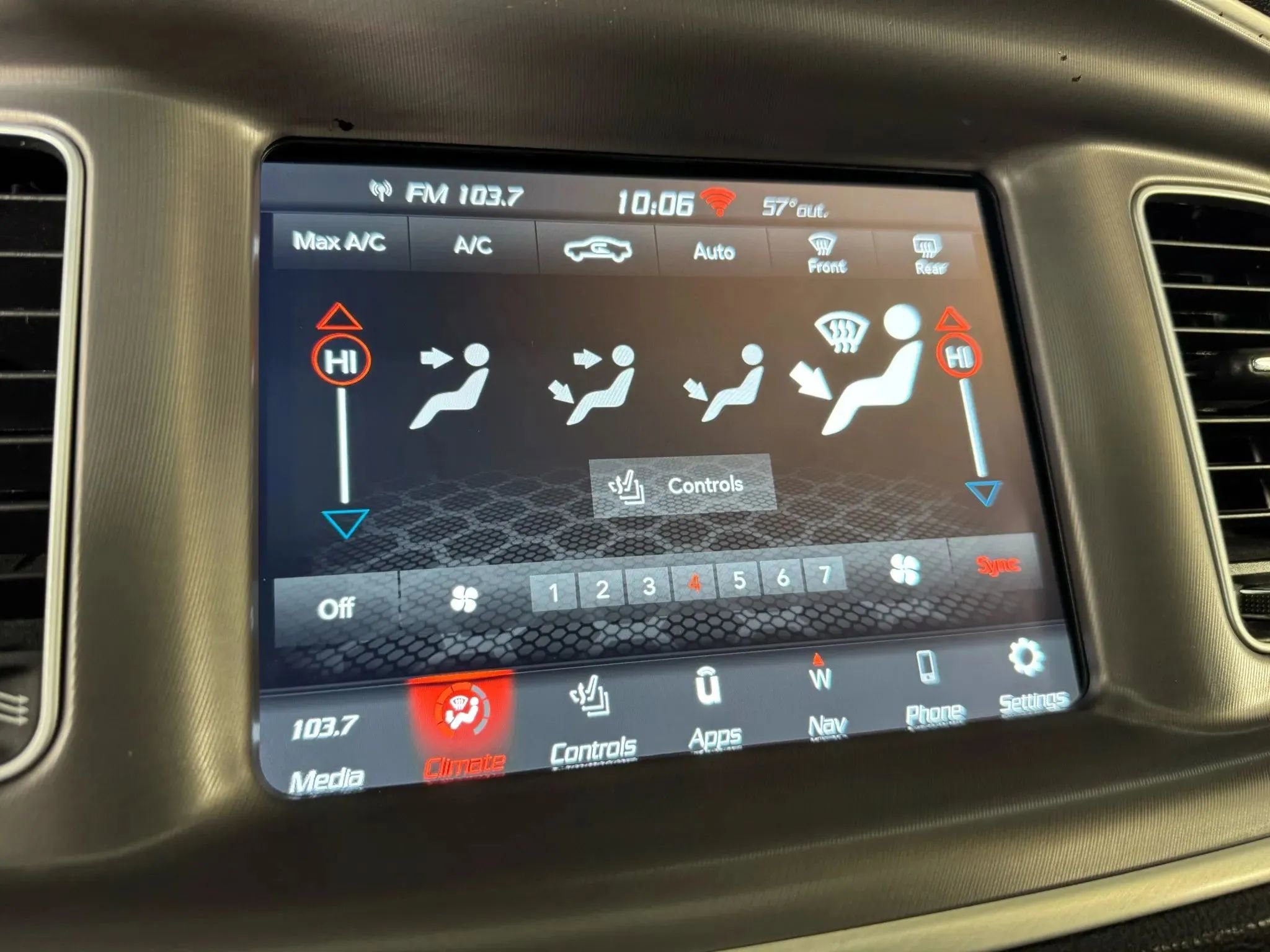 Used 2021 Dodge Charger Scat Pack w/ Navigation & Travel Group RWD image 21
