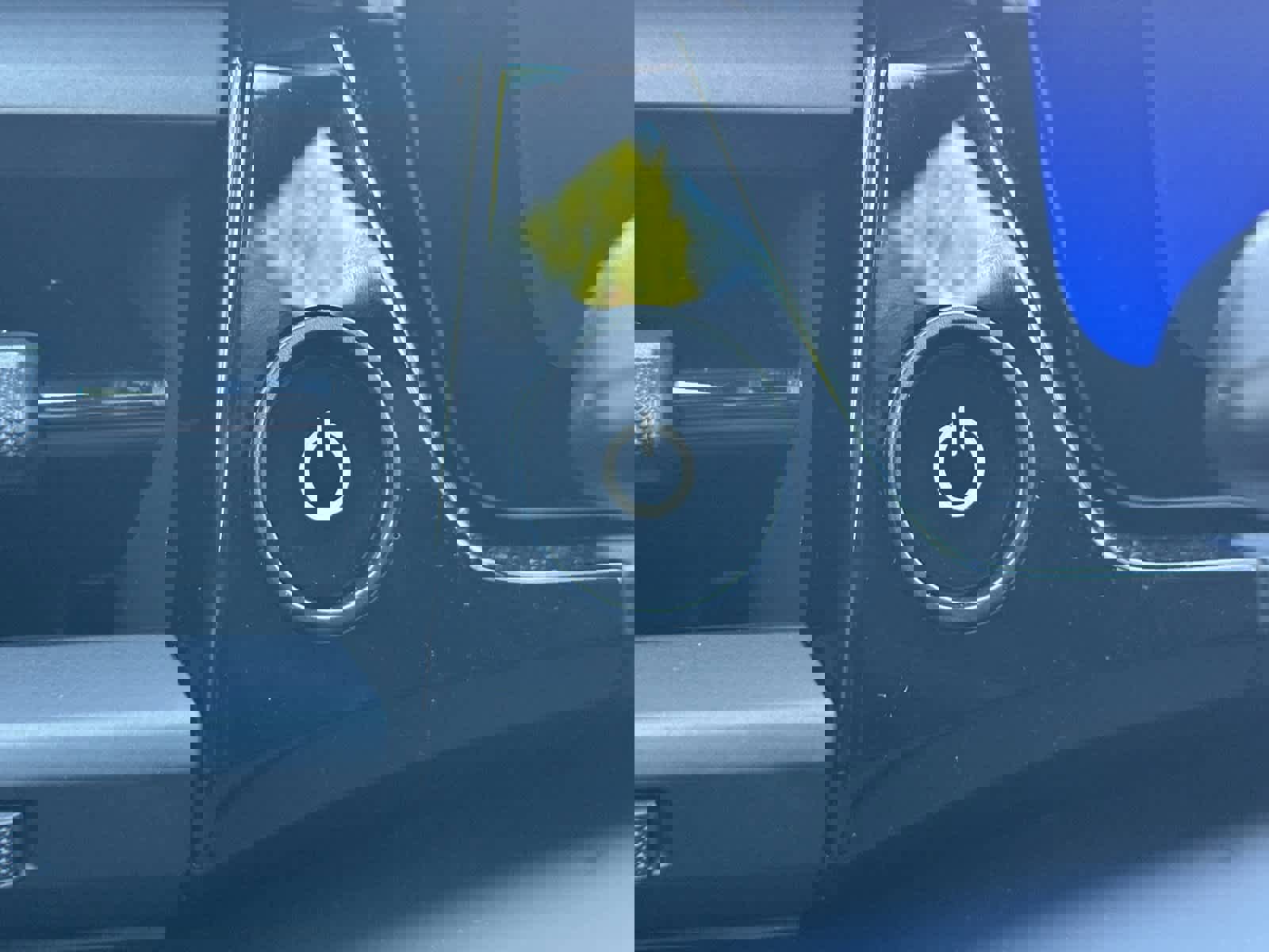 New 2026 Porsche Macan Electric RWD image 26