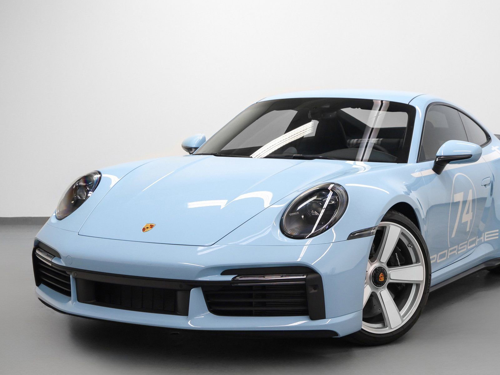 Certified 2025 Porsche 911 Turbo image 7