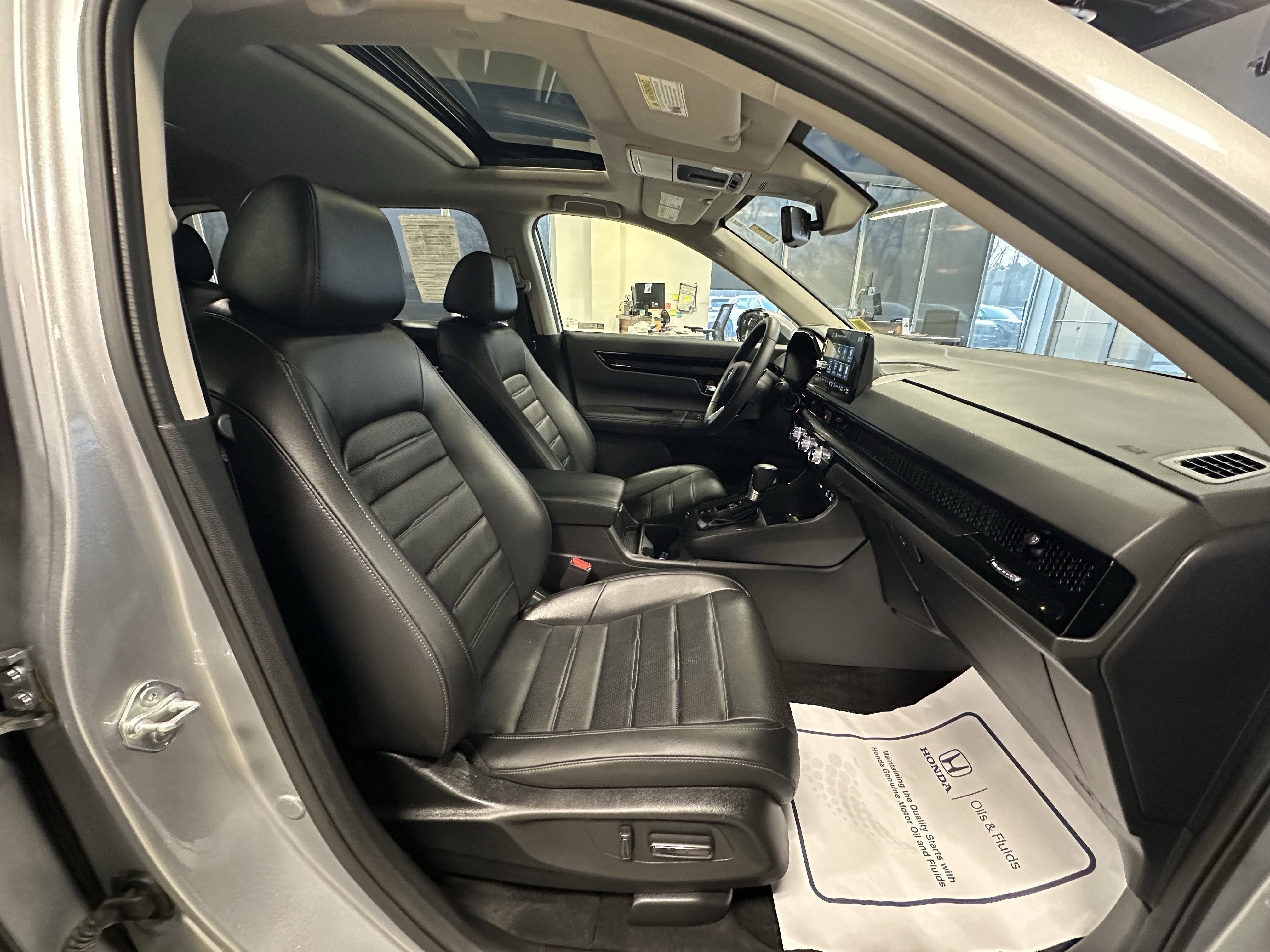 Used 2024 Honda CR-V EX-L image 23