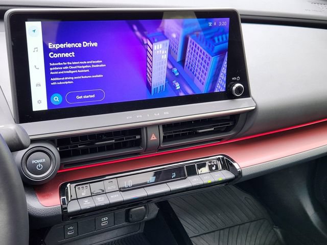 Used 2024 Toyota Prius Prime FWD image 9