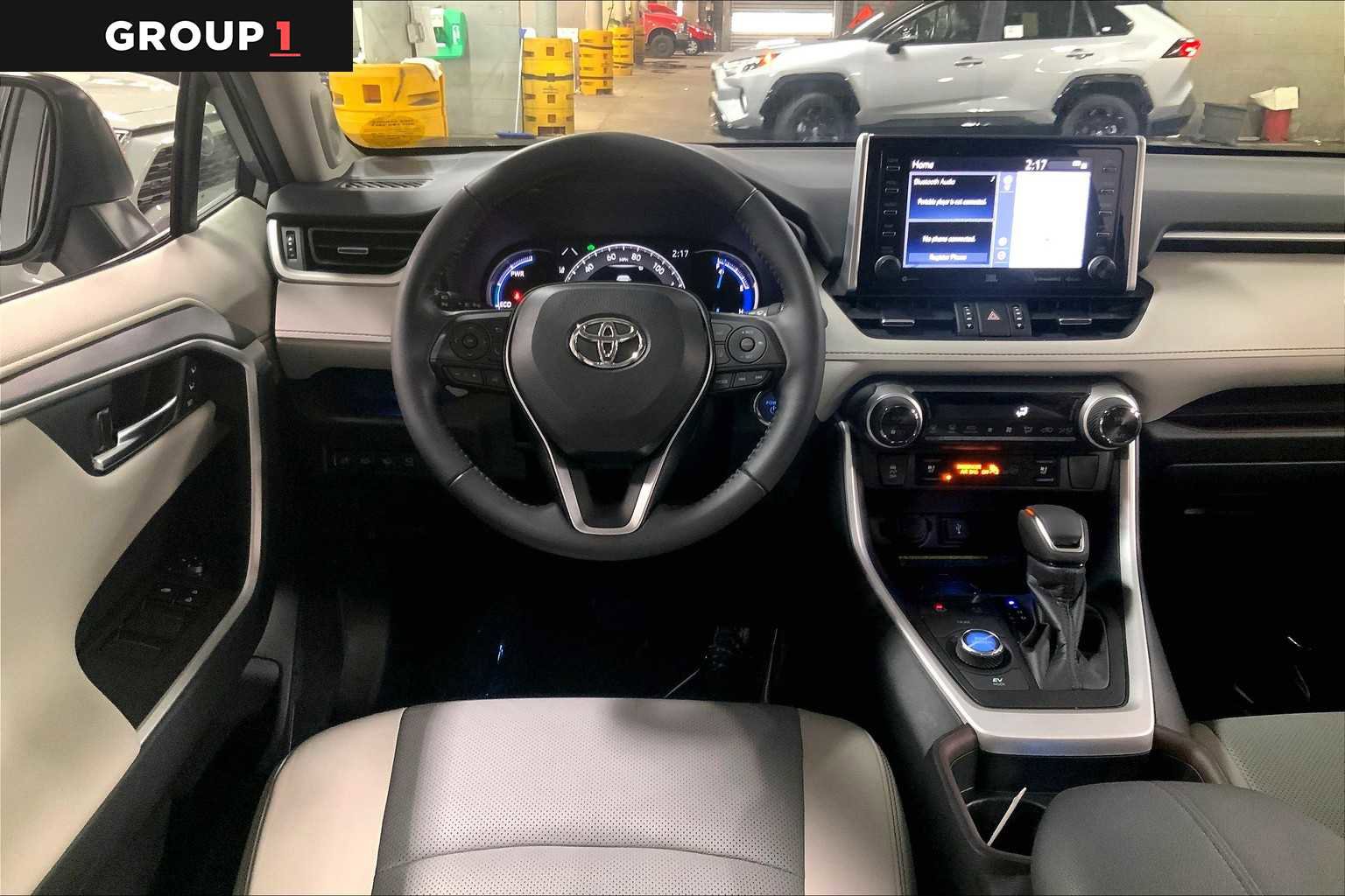 Used 2021 Toyota RAV4 Limited image 5