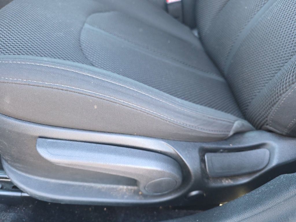 Used 2019 Kia Optima LX image 12