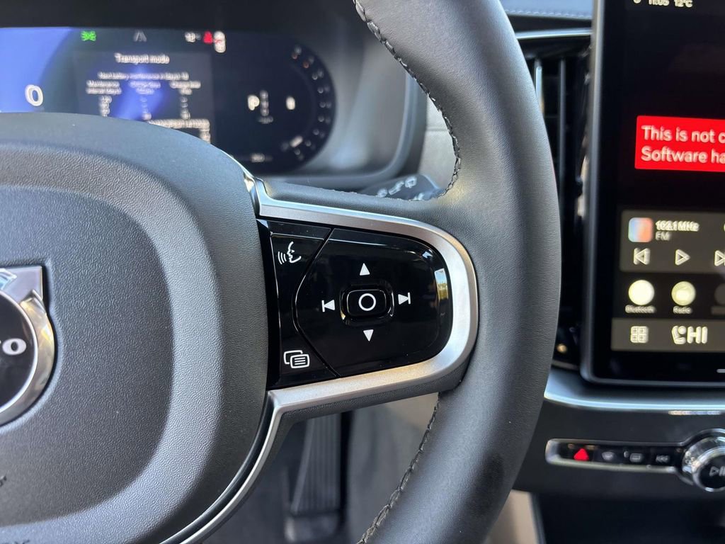 New 2026 Volvo XC90 B6 Plus w/ Protection Package Premier image 19