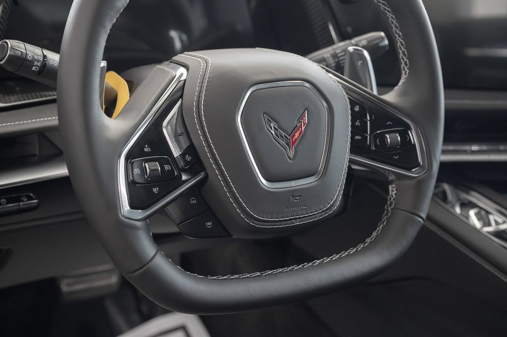 New 2027 Chevrolet Corvette Grand Sport w/ Z52 Sport Performance Package RWD image 29