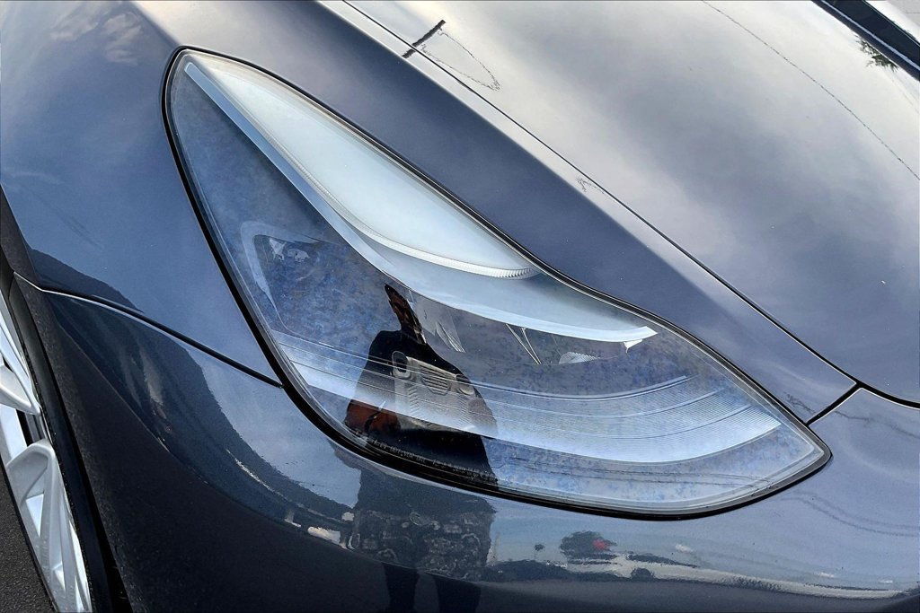 Used 2022 Tesla Model 3 Standard Range RWD image 25