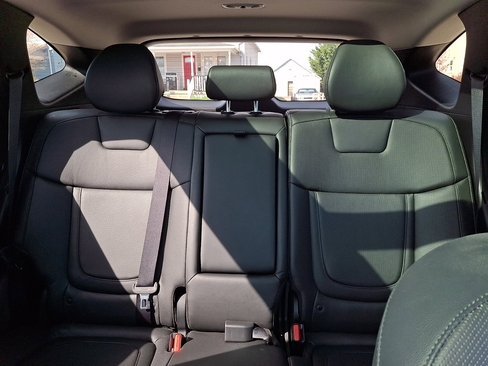 Certified 2022 Hyundai Tucson Limited w/ Cargo Package image 19