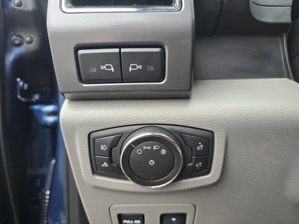 Used 2018 Ford F150 XLT w/ Equipment Group 302A Luxury image 20