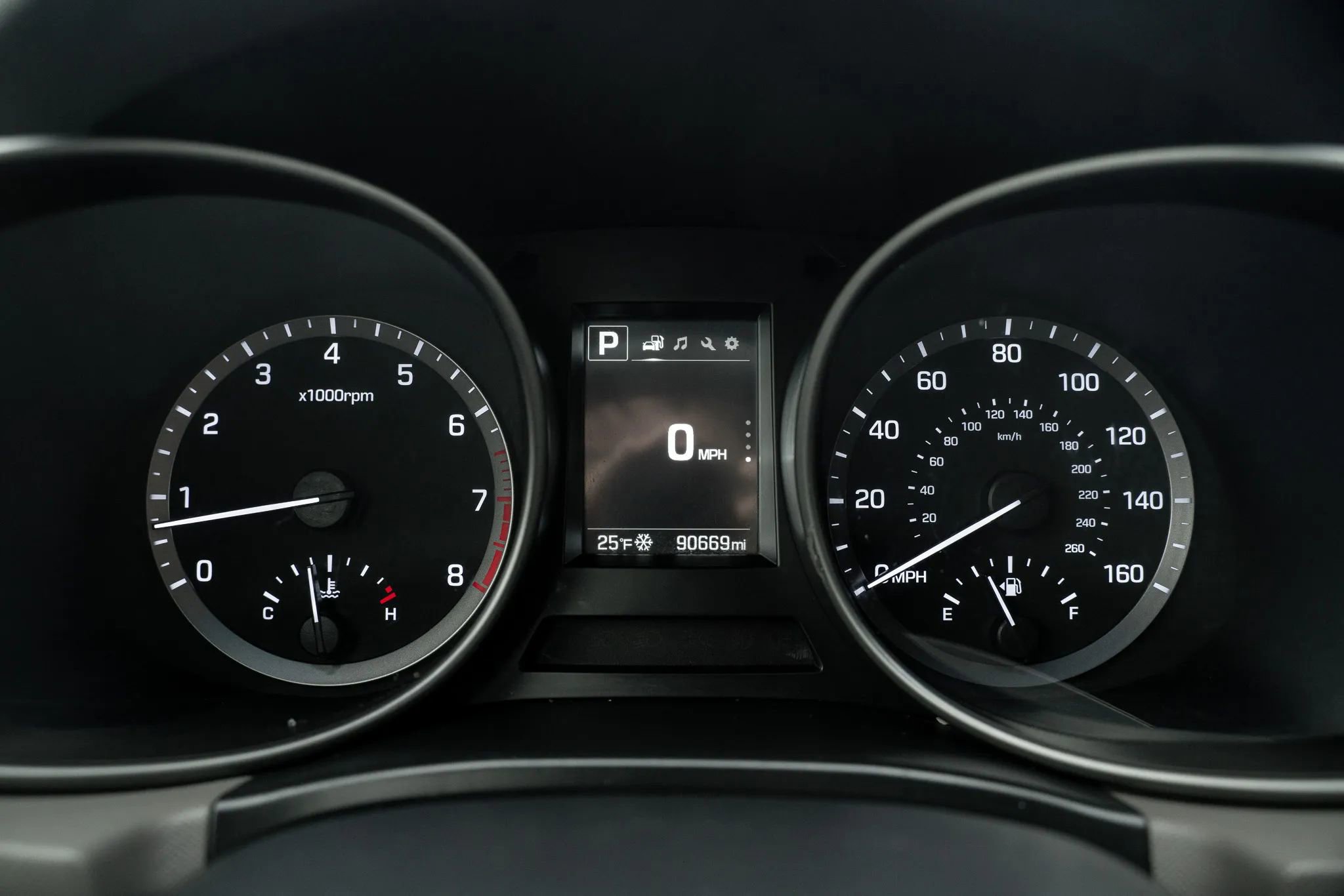 Used 2017 Hyundai Santa Fe SE AWD/4WD image 18