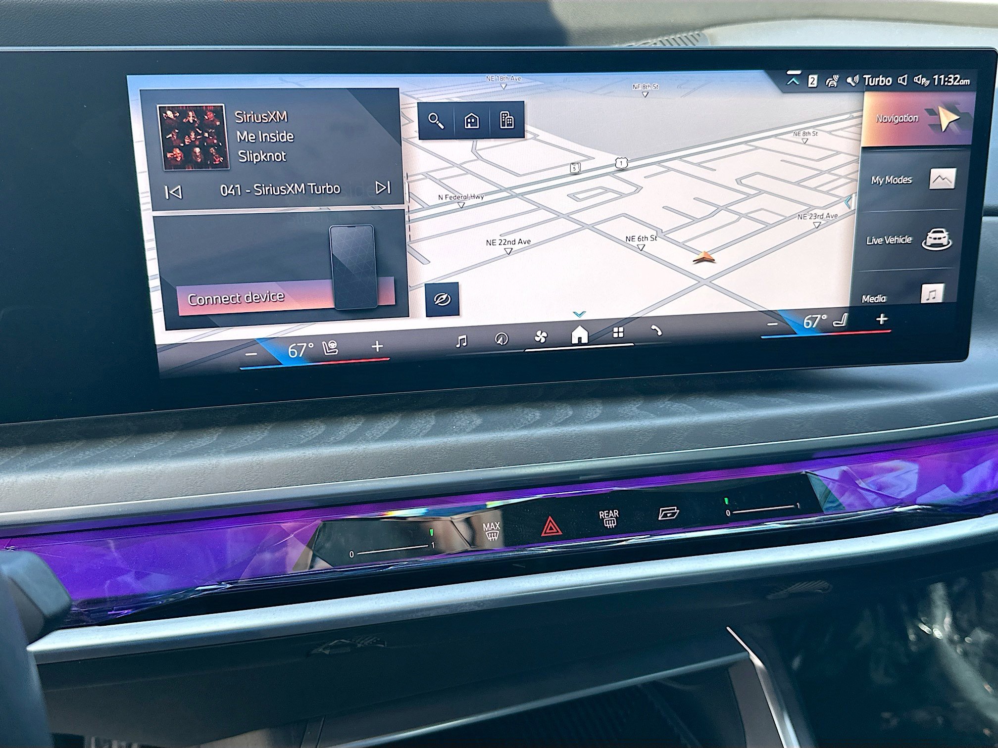 Used 2023 BMW 740i w/ Parking Assistance Package image 13