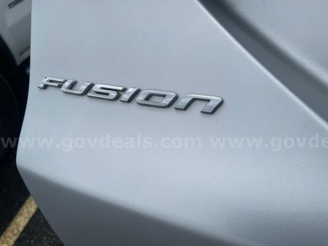 Used 2017 Ford Fusion S FWD image 23