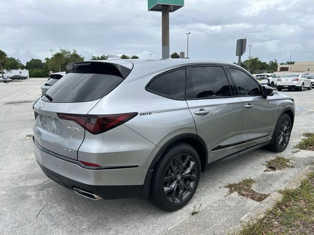 Used 2024 Acura MDX A-Spec image 2