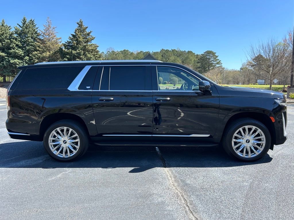 Used 2024 Cadillac Escalade ESV Premium Luxury RWD image 27