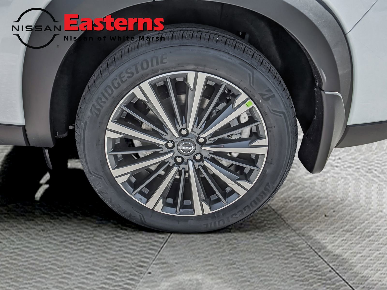 New 2026 Nissan Pathfinder Platinum image 9