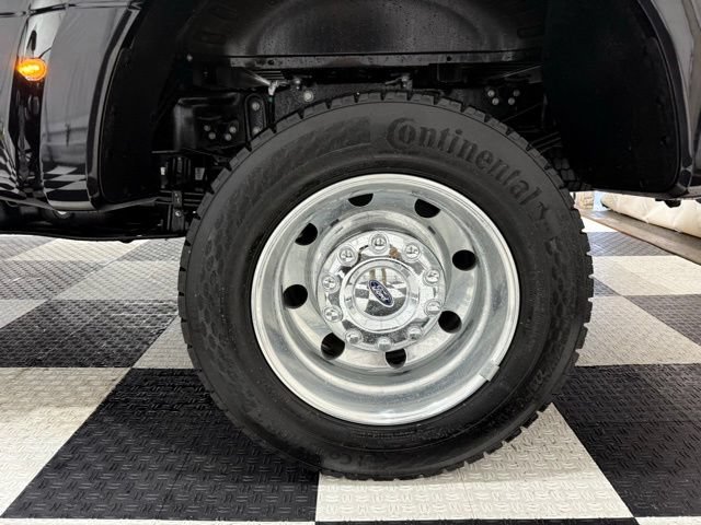 Used 2026 Ford F450 Platinum w/ FX4 Off-Road Package AWD/4WD image 11