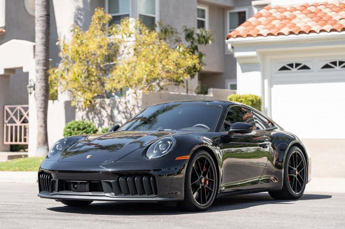 Used 2026 Porsche 911 Carrera 4 GTS AWD/4WD image 1