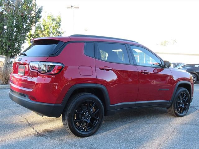 New 2026 Jeep Compass Latitude image 6