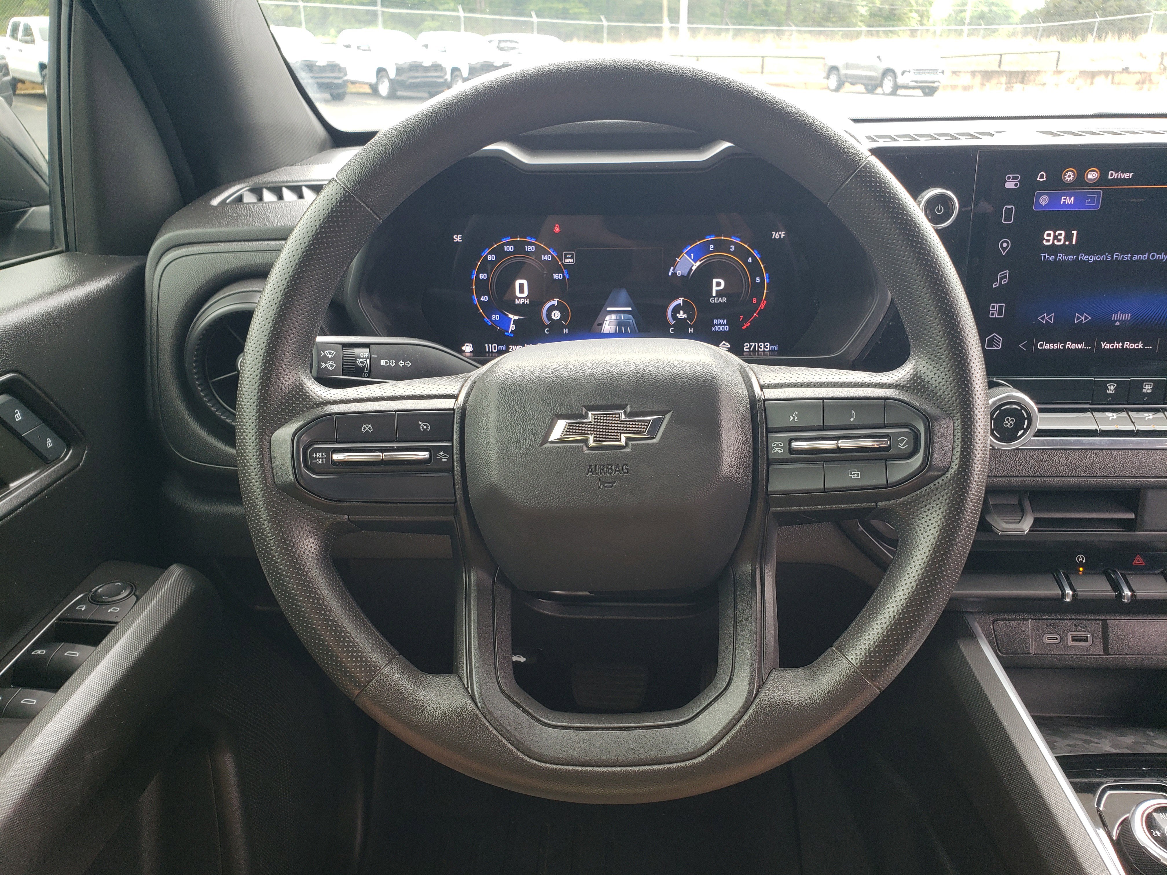 Used 2024 Chevrolet Colorado Trail Boss w/ Technology Package AWD/4WD image 15