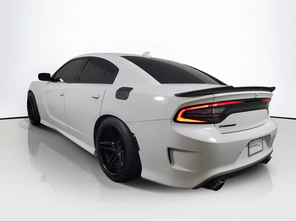 Used 2018 Dodge Charger R/T Scat Pack image 4