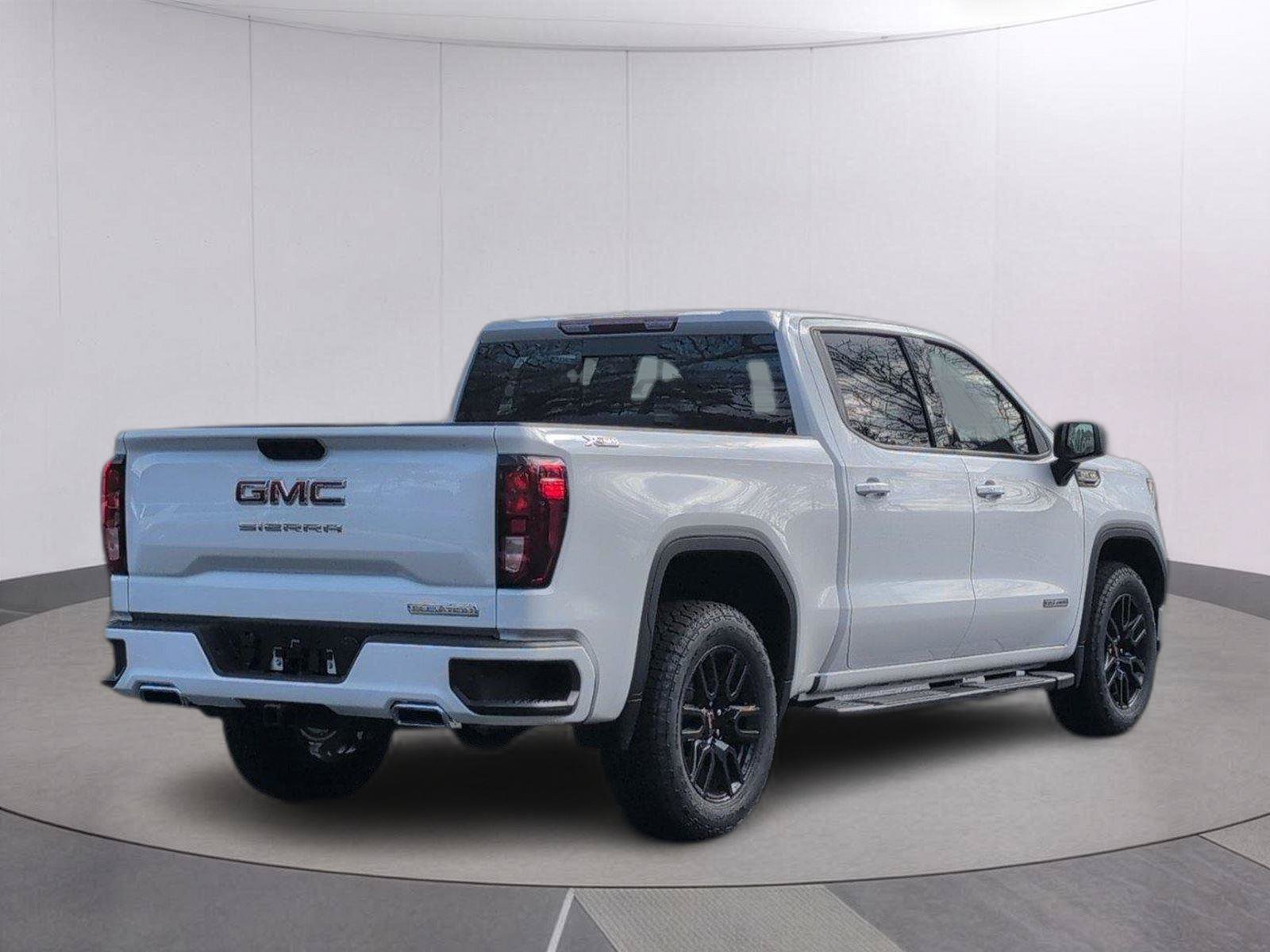New 2026 GMC Sierra 1500 Elevation AWD/4WD image 3
