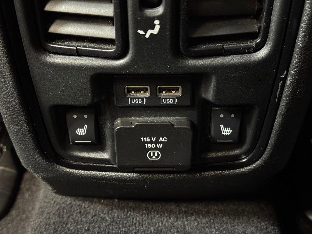 Used 2021 Dodge Durango SRT w/ Technology Group AWD/4WD image 19