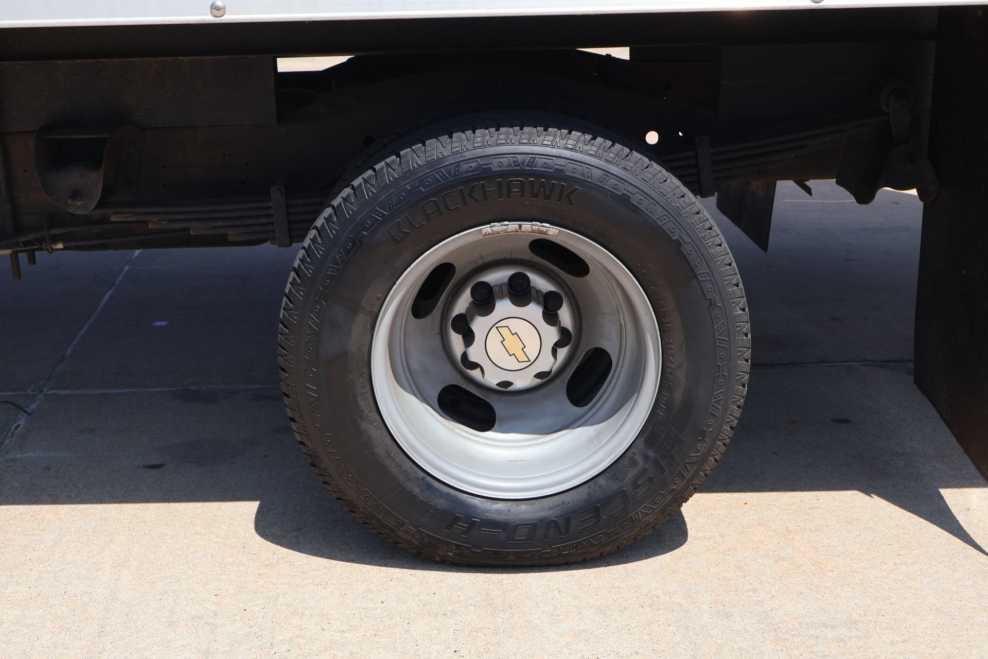 Used 2020 Chevrolet Express 3500 w/ Power Convenience Package RWD image 3