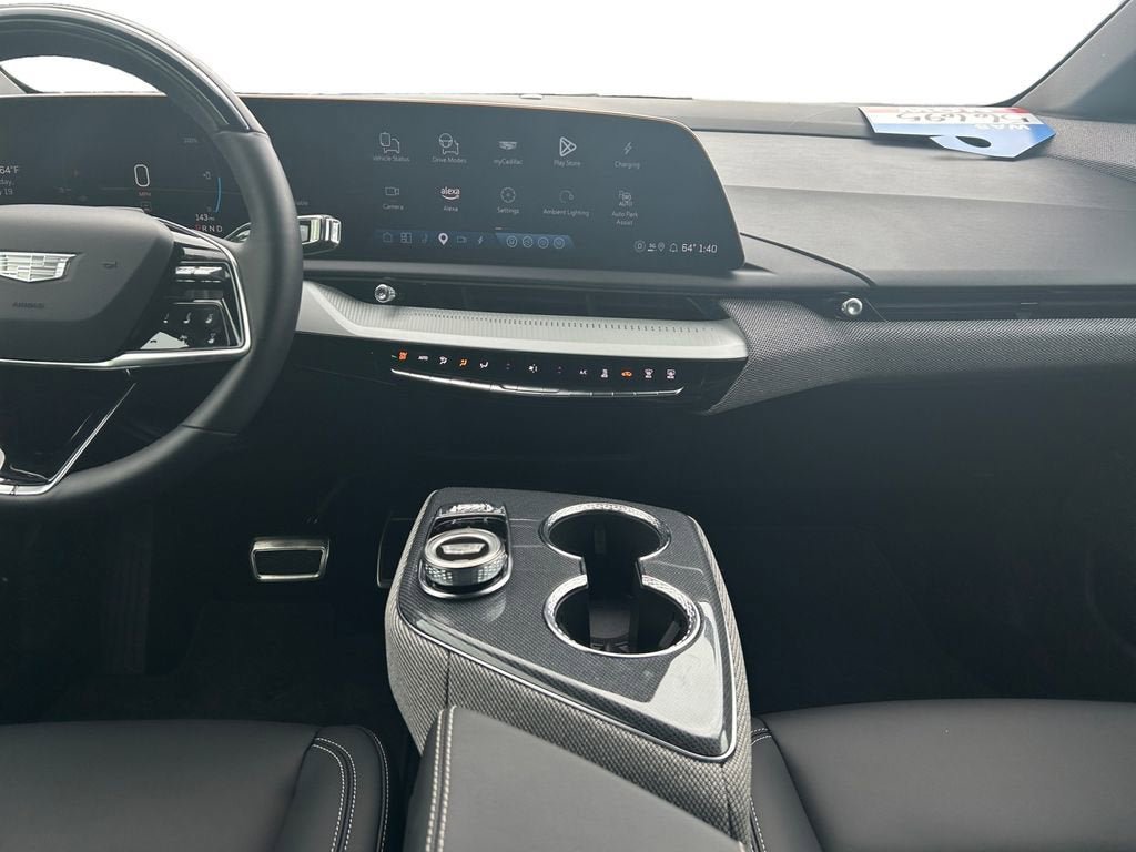Used 2025 Cadillac Optiq Luxury 1 AWD/4WD image 19