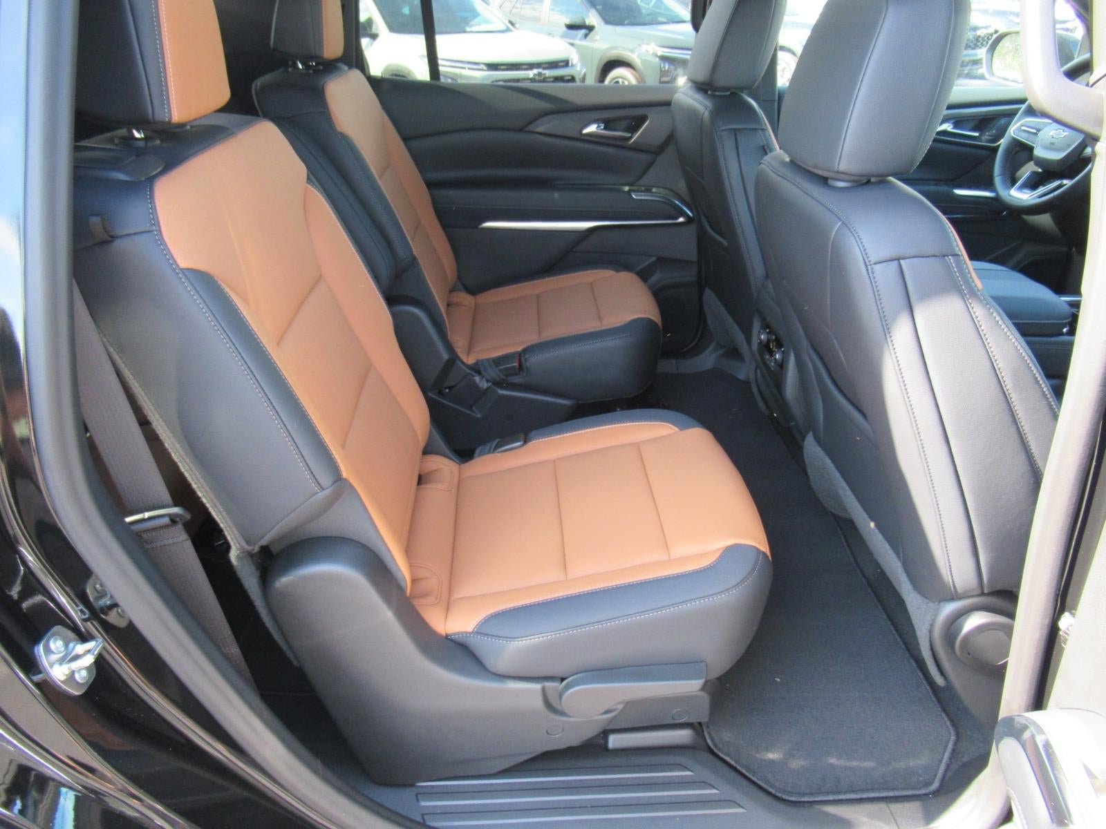 New 2027 Chevrolet Traverse Z71 w/ Driver Confidence Package AWD/4WD image 31