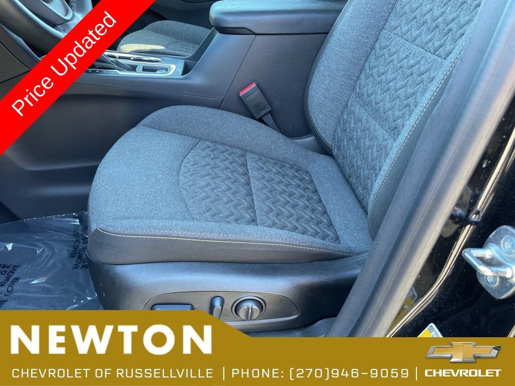 Used 2024 Chevrolet Equinox LT w/ LPO, Floor Liner Package FWD image 6