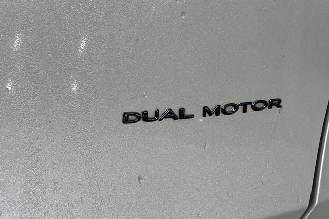 Used 2023 Tesla Model Y Long Range image 35