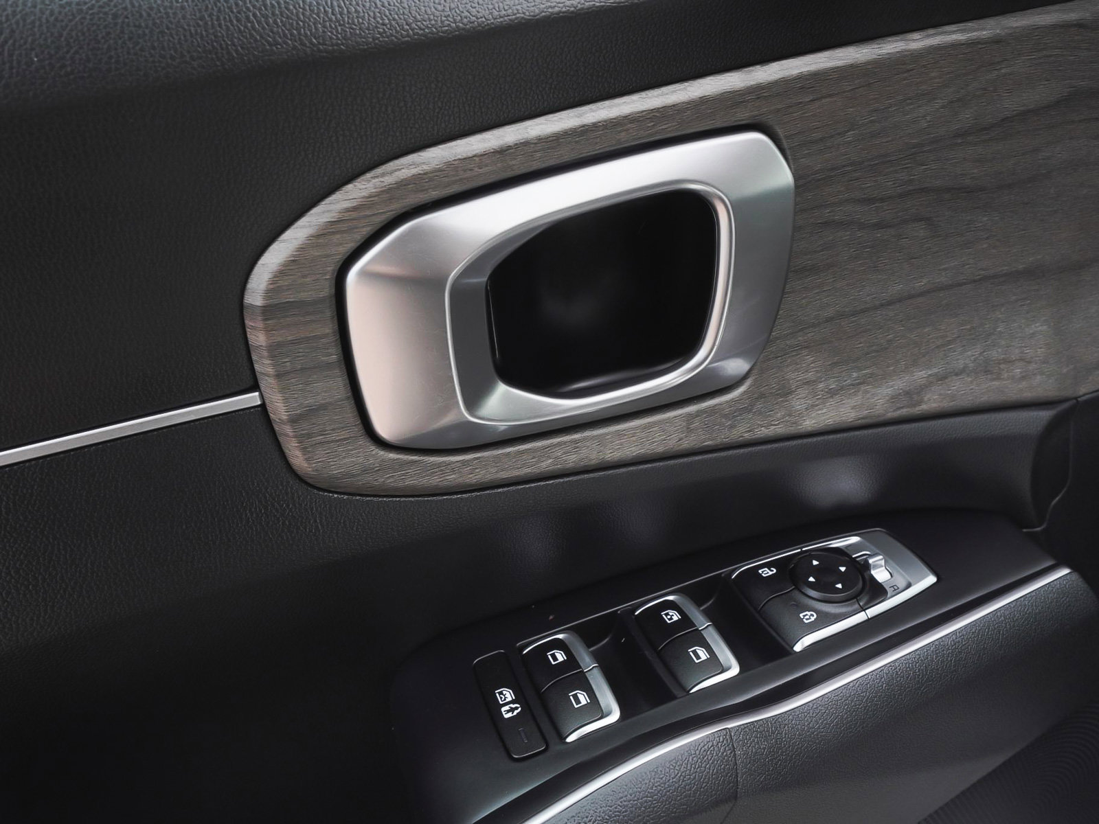 Used 2023 Kia Sorento S w/ Panoramic Sunroof Package image 10