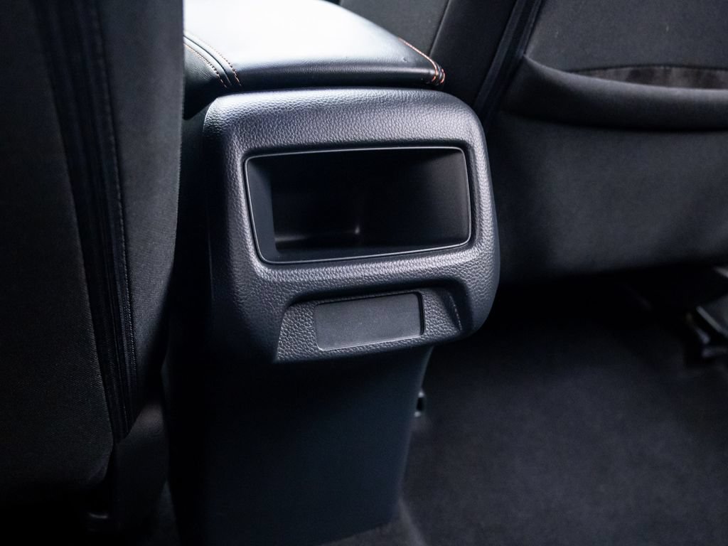 Certified 2025 Honda HR-V Sport image 19